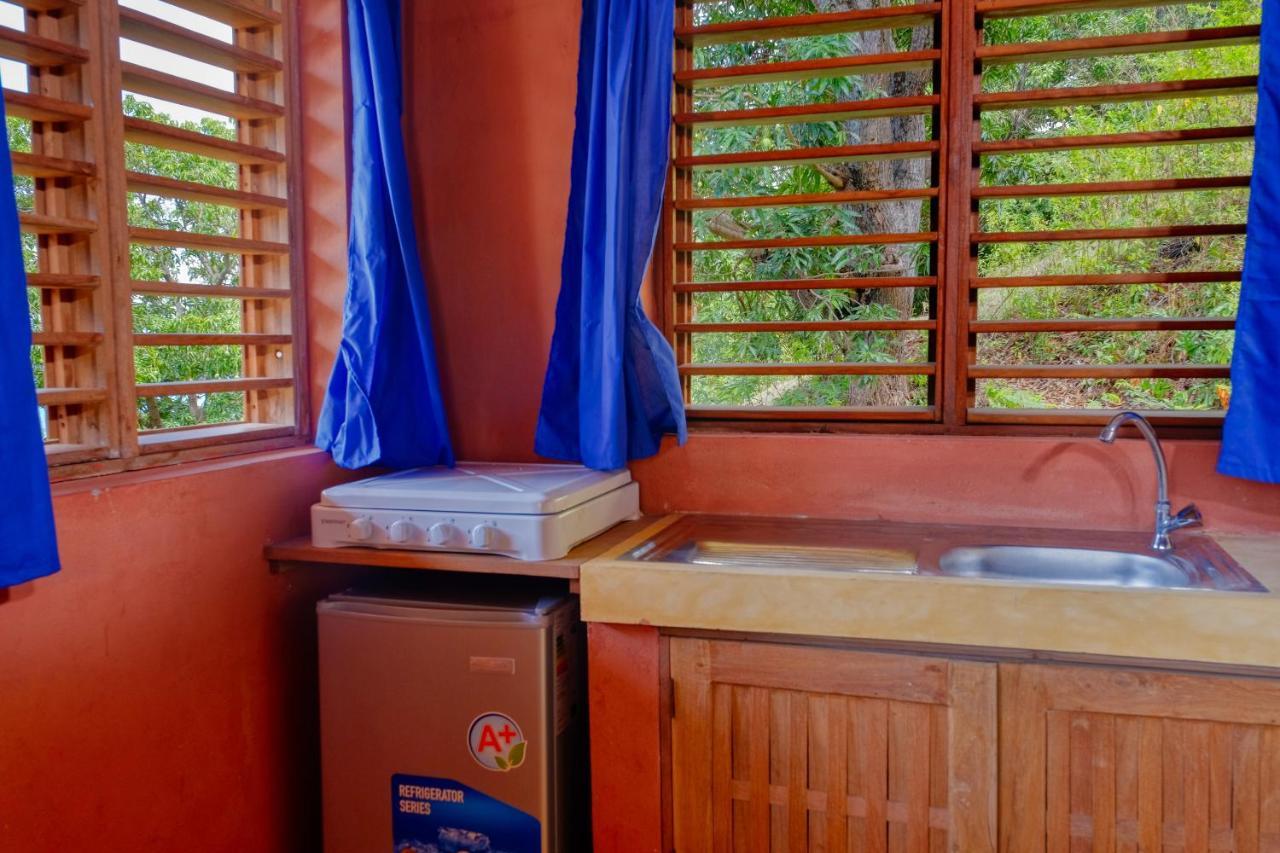 Colibri Lodge Ambatoloaka  Eksteriør billede